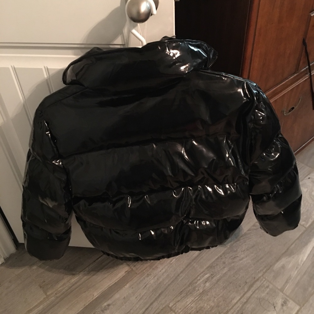 Pretty little things Black puffy jacket size us 8